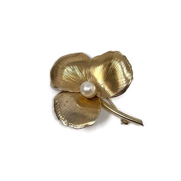 ☘️VINTAGE☘️Signed Winard 12K GF Clover Faux Pearl Pin/Brooch - Picture 1 of 5